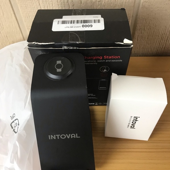 Intoval Wireless Charger, Wireless Charging Station for Phone/Watch/Buds - Picture 7 of 12